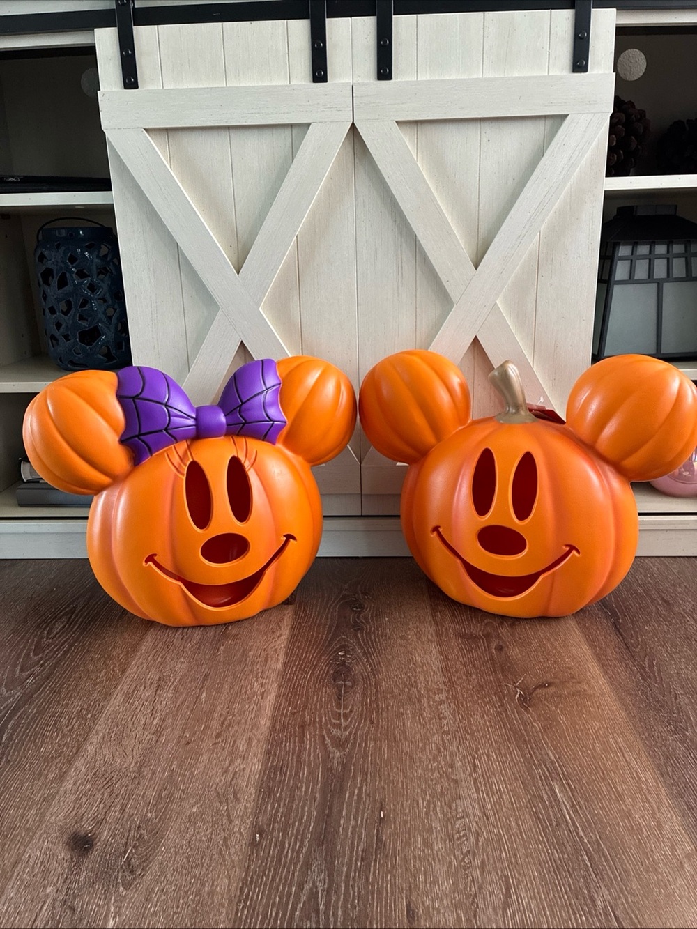 Disney Mickey & Minnie Mouse Light Up  Halloween Pumpkins Set of 2. Flaws